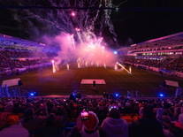 Großes Feuerwerk über dem Stadionfeld in der ad hoc arena im Ernst-Abbe-Sportfeld